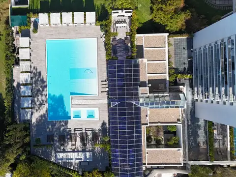 Apartamento De 1 Dormitorio Y Medio En Edificio De Categoria punta del este