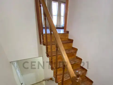 VENTA CASA  4 DORMITORIOS APTA CREDITO G. BAIGORRIA