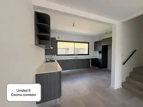 Depto Tipo Casa en Venta de 4 ambientes