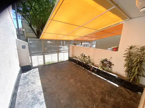 Depto Tipo Casa en Alquiler de 2 dormitorios