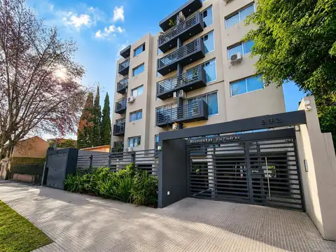Departamento de 2 ambientes con balconen Moron