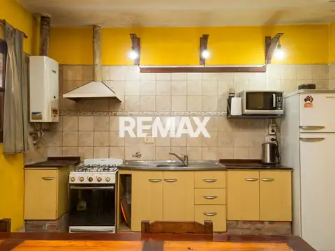 Casa en Venta con 3 cocheras