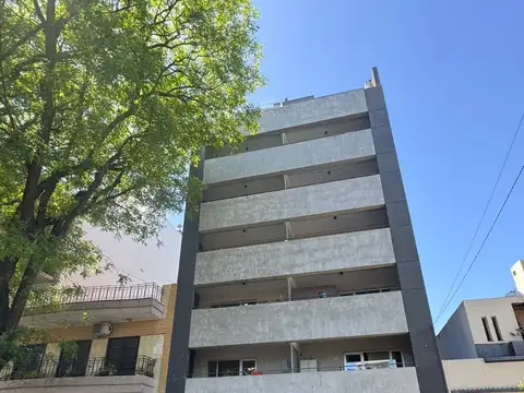 Nahuel Huapi 5800, Piso 5