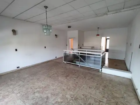 Depto Tipo Casa en Alquiler en Sarandi, $ 1.200.000