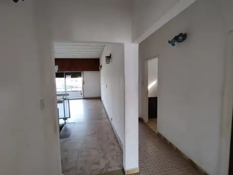 Depto Tipo Casa en Alquiler 40 años