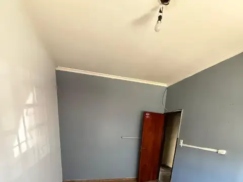 CASA 3 AMB con patio y cochera