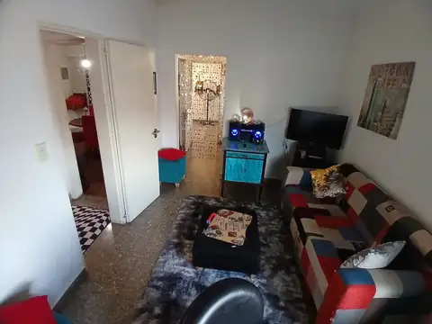 Depto Tipo Casa en Venta en Bernal Oeste, USD 63.000