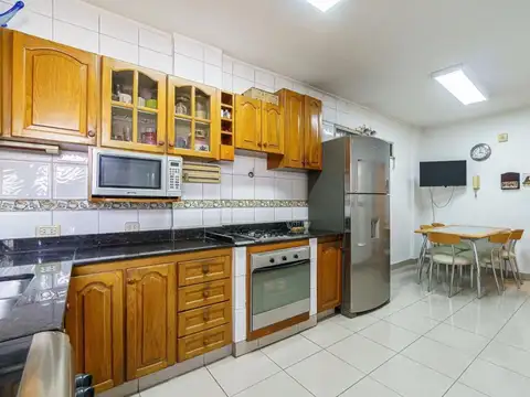 Departamento en Venta en Flores, USD 159.000