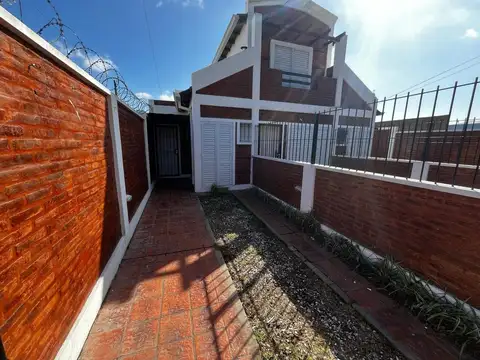 VENTA DPTO 1 DORMI, PATIO Y COCHERA, SAN NICOLAS