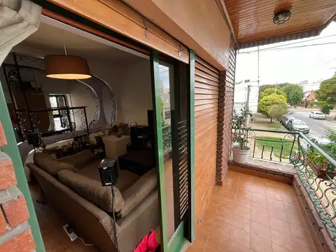 Departamento en venta - 2 Dormitorios 1 Baño - 92Mts2 - La Plata