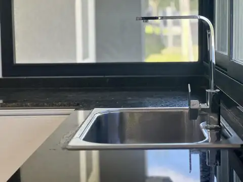 Casa en Venta en Pilar del Este - Santa Elena, USD 180.000