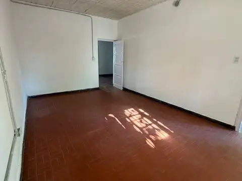 Casa en Alquiler en Coronel Dorrego, $ 650.000