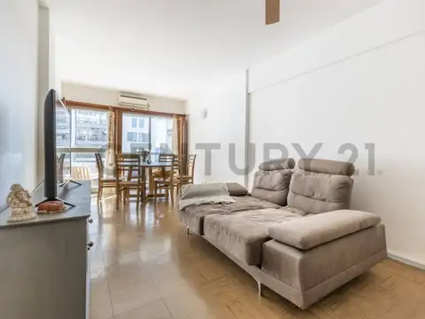 Venta de Departamento 3 ambientes en Saenz Peña ! Con Balcon y Espacio Guarda Coche.