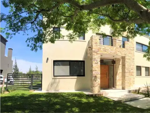 El Canton Libertad  al 310