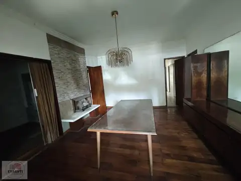 Depto Tipo Casa en Venta de 5 ambientes
