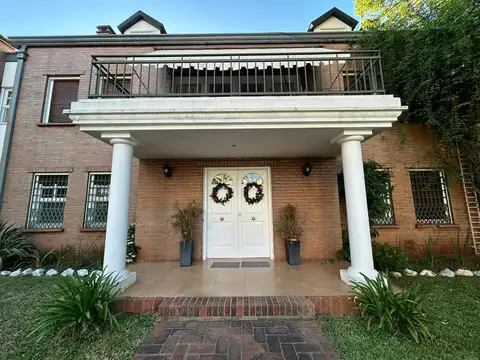 VENTA | RESIDENCIA DE CATEGORÍA – POSADAS