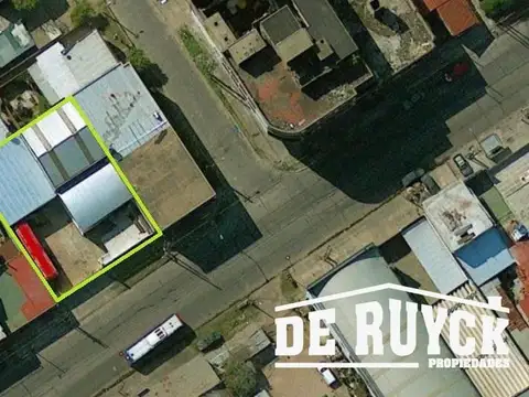 Avenida 12 de Octubre entre 393 y 394