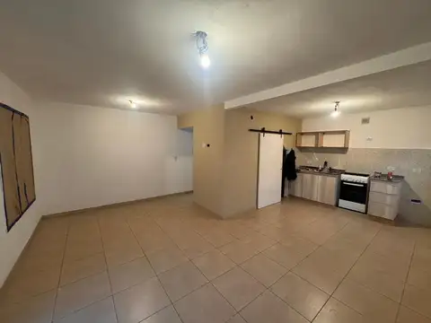 Depto Tipo Casa 3 ambientes con 1 baño
