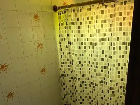 Casa Monoambiente en alquiler temporal - 1 Baño - Villa Gesell