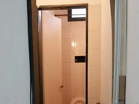 Chacabuco 900, Piso -