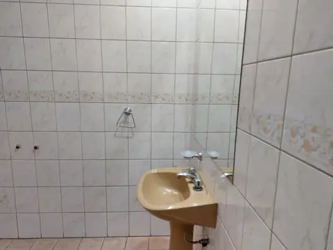 Local en Alquiler en Maza, $ 1.500.000