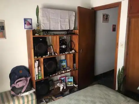 Venta de Casa en Hurlingham + Departamento al fondo