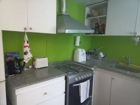 Champagnat 1100, Piso Pb