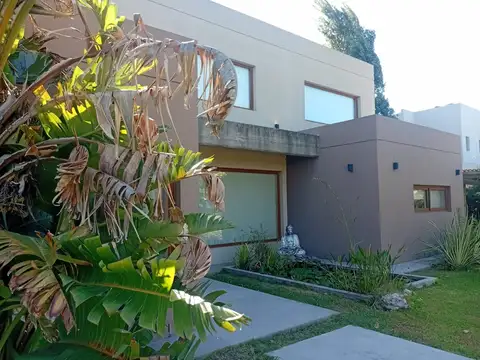 Country El Solar de Victoria S/N lote 106 100