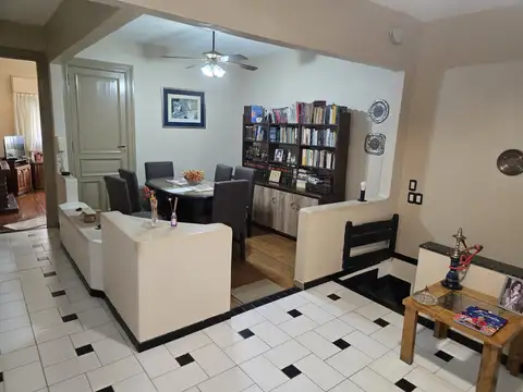 Departamento 5 ambientes con 2 baños