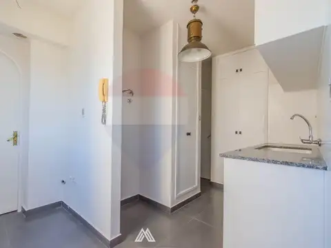 Alquiler OFICINA con cochera centro