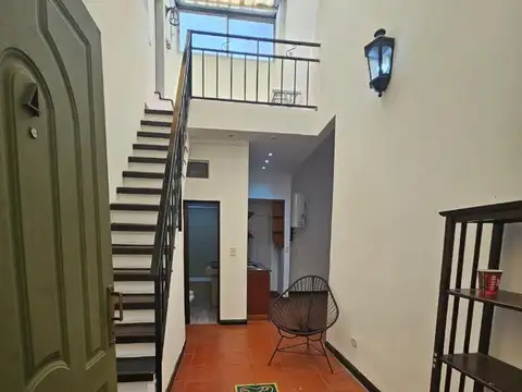 Excelente PH 3 ambientes con escritorio y terraza 100mtrs2