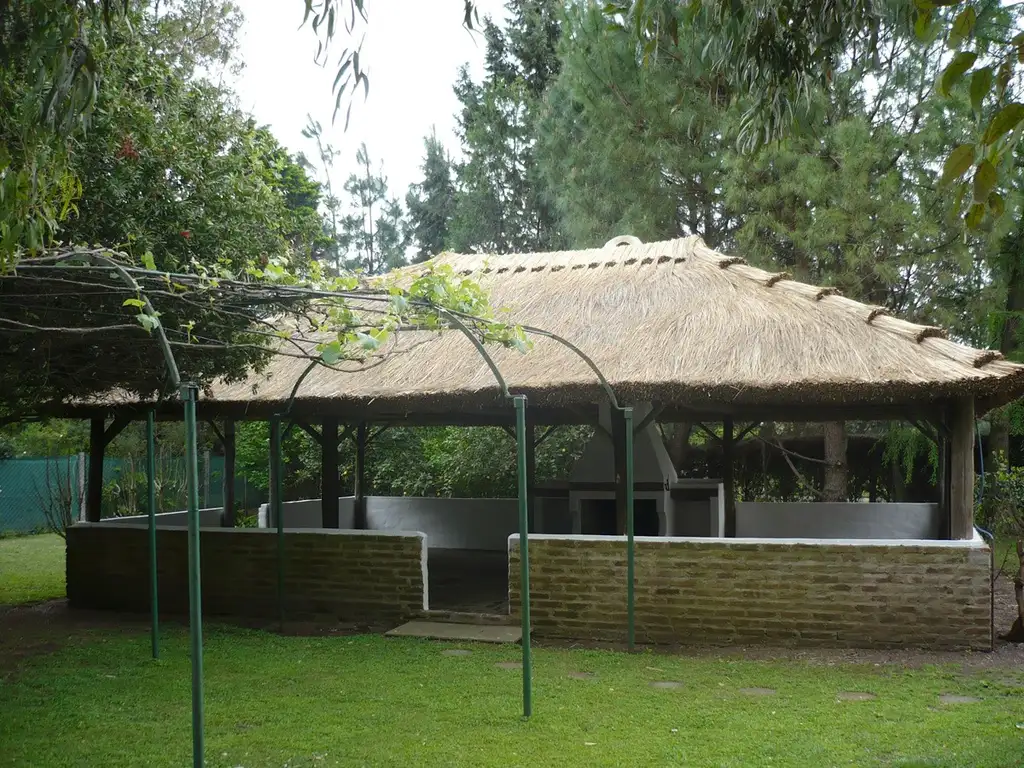 Áreas comunes club-house, juegos en Las Fuentes