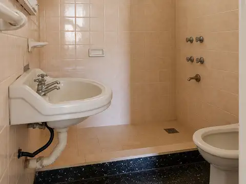 Depto Tipo Casa 3 ambientes con 2 baños