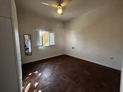 Depto Tipo Casa en Alquiler en Olivos Roche, $ 780.000
