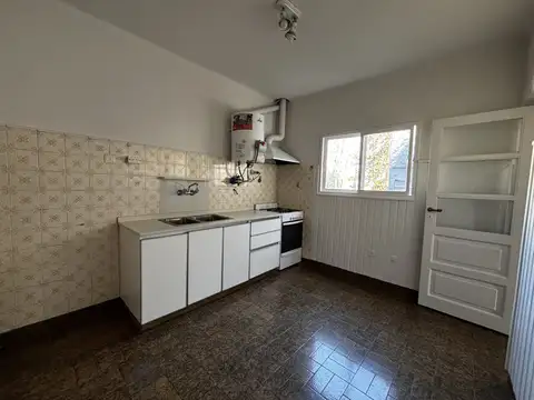 Depto Tipo Casa 2 ambientes con 1 baño