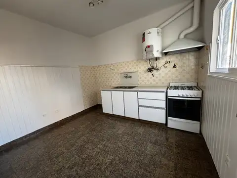 Depto Tipo Casa en Alquiler 70 años