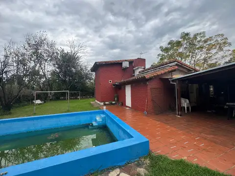 Casa en Venta con 2 cocheras