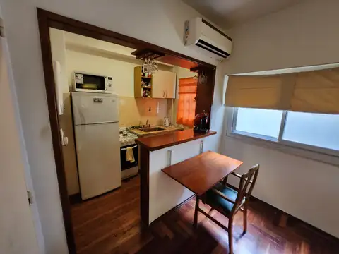 Av Dr N Avellaneda 100, Piso 2