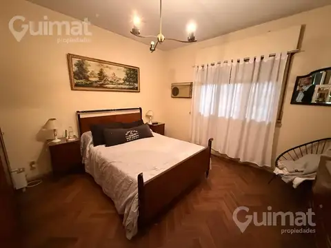 Ph en Florida, barrio la calesita de 3 ambientes 114 metros totales con sotano y patio