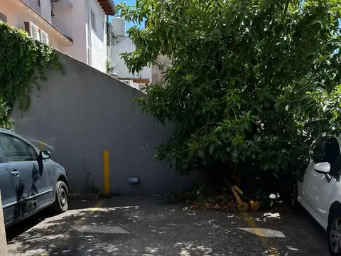 VENTA DE COCHERA DESCUBIERTA 