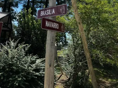 Navarro S/N esquina Brasilia , Piso 0