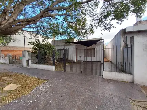 vivienda 3 ambientes a 2 cuadras de la avenida