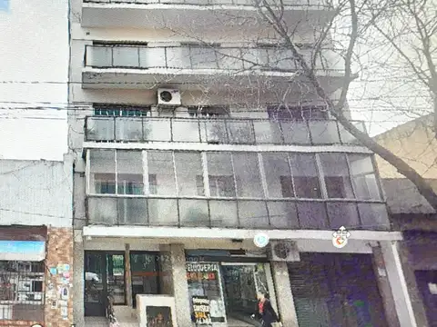 RETASADO  3 AMBIENTES- frente, Balcón y Patio!