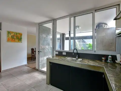 Depto Tipo Casa en Venta en La Plata, USD 110.000