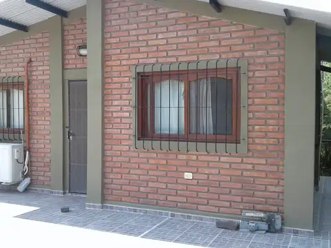 VENTA DE CASA DE DOS PISOS EN LOMA BOLA