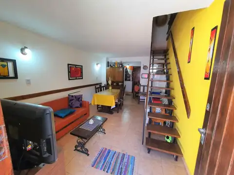 Casa 3 ambientes con 2 baños