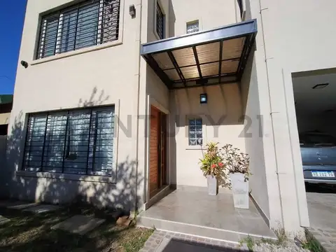 Casa en Alquiler en La Reja, USD 1.100