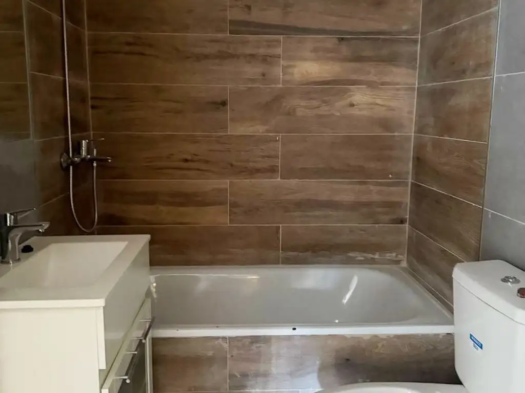 Emprendimiento en San Cristobal - Etapa: Terminado