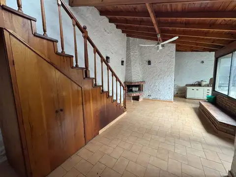 Casa 4 ambientes con 3 baños