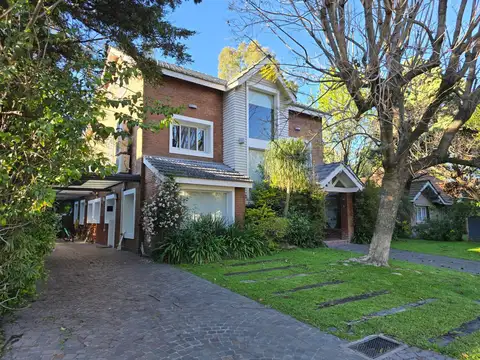 CASA EN VENTA 4 dormirios Barrio cerrado PILAR DEL LAGO